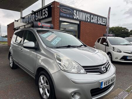 NISSAN NOTE 1.6 16V Tekna Auto Euro 5 5dr